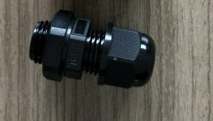 如何選擇到可靠的塑料電纜防水接頭？